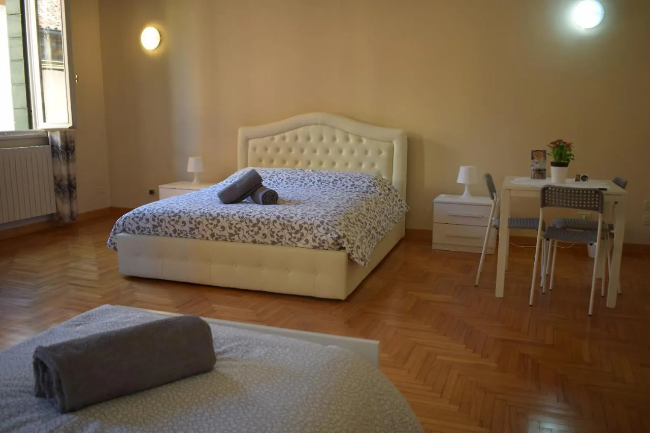 Casa Roma Rooms Padua 3*,  Italien