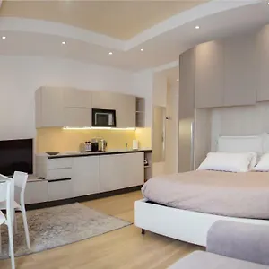andrea-luxury-apartments-studio-2.emilia-romagnahotels.net/